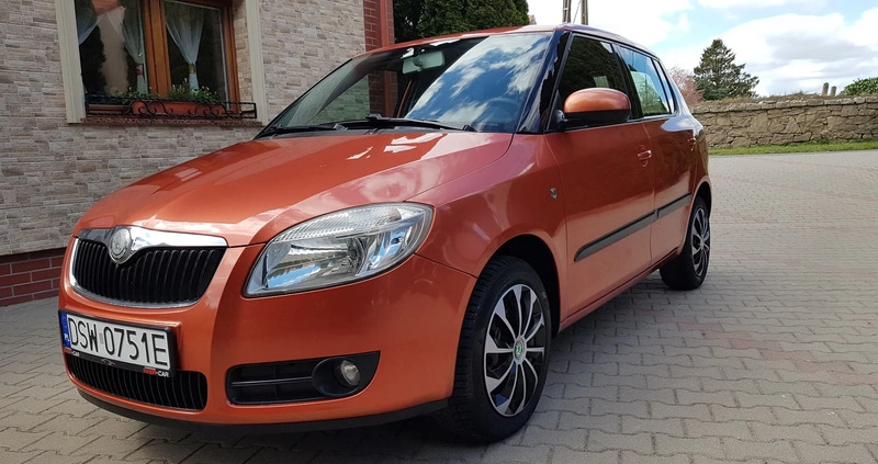 Skoda Fabia cena 15900 przebieg: 125000, rok produkcji 2007 z Strzegom małe 742
